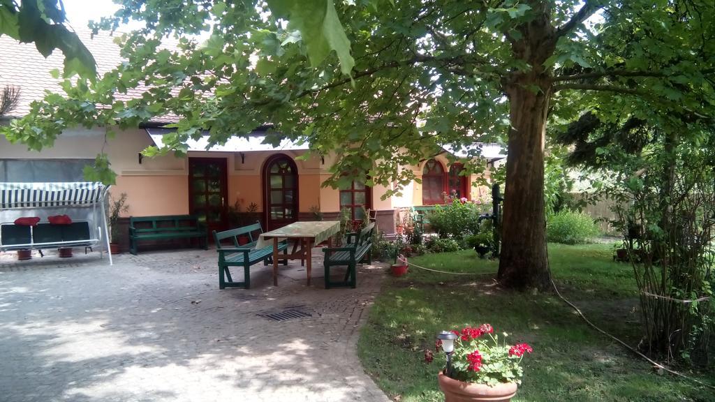 Apartmán 3 Platana Palić Exteriér fotografie